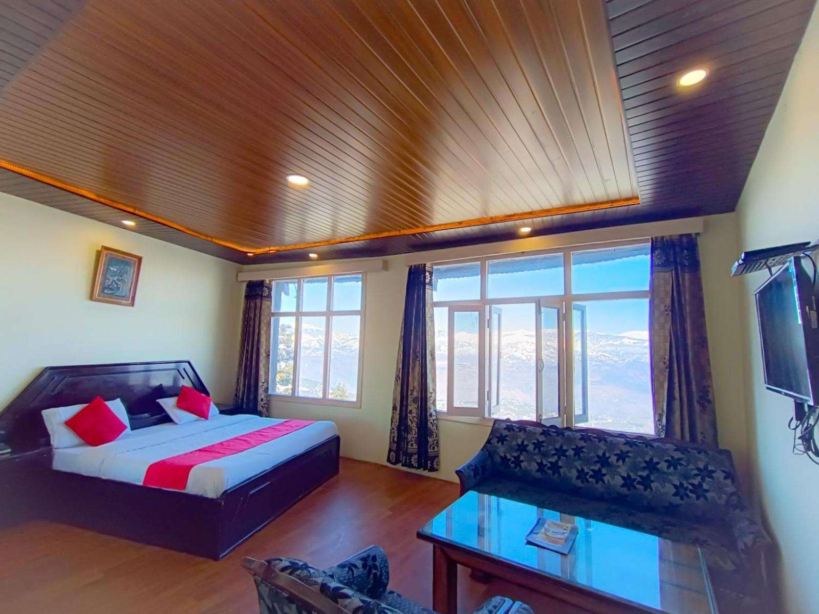 Surya Resort Dalhousie Esterno foto